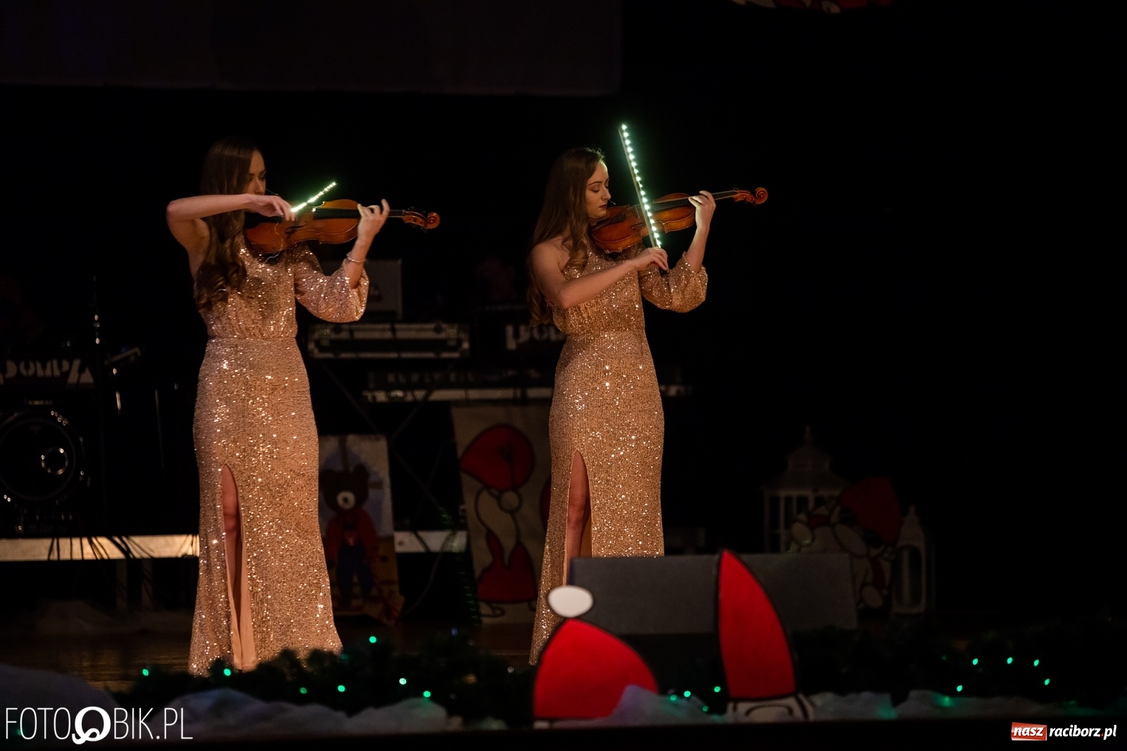 Zdjęcie w galerii na portalu naszraciborz.pl: Gwiazdka Serc, tym razem jak z bajki [FOTO i WIDEO]  wiadomości z regionu