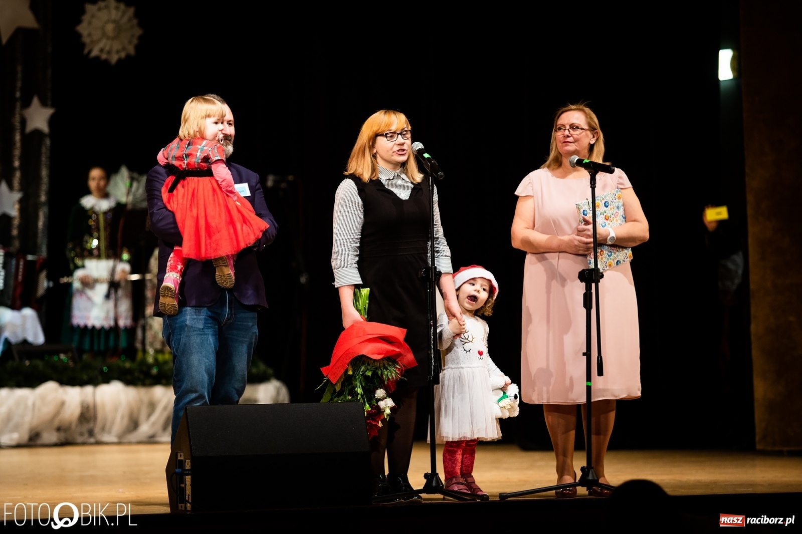 Zdjęcie w galerii na portalu naszraciborz.pl: Koncert charytatywny Źródła na rzecz Kasi wiadomości z regionu