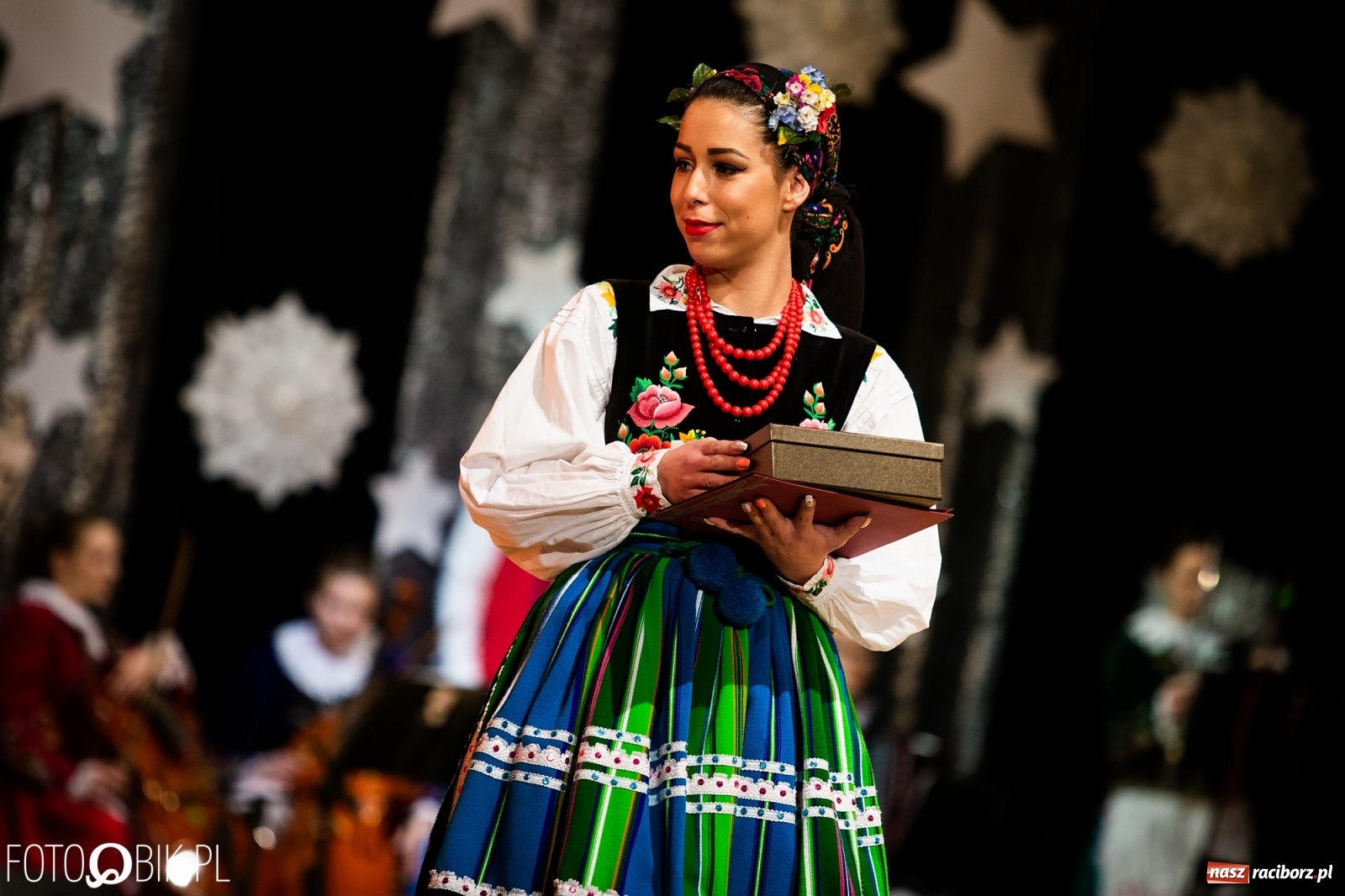 Zdjęcie w galerii na portalu naszraciborz.pl: Koncert charytatywny Źródła na rzecz Kasi wiadomości z regionu