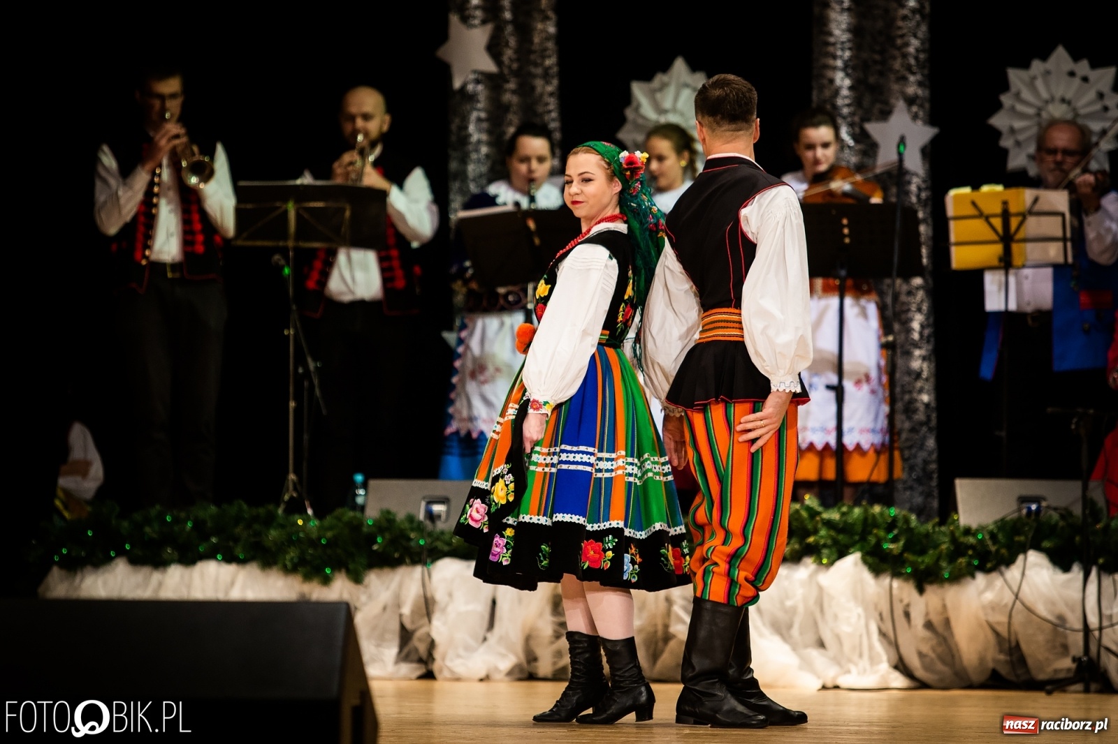 Zdjęcie w galerii na portalu naszraciborz.pl: Koncert charytatywny Źródła na rzecz Kasi wiadomości z regionu