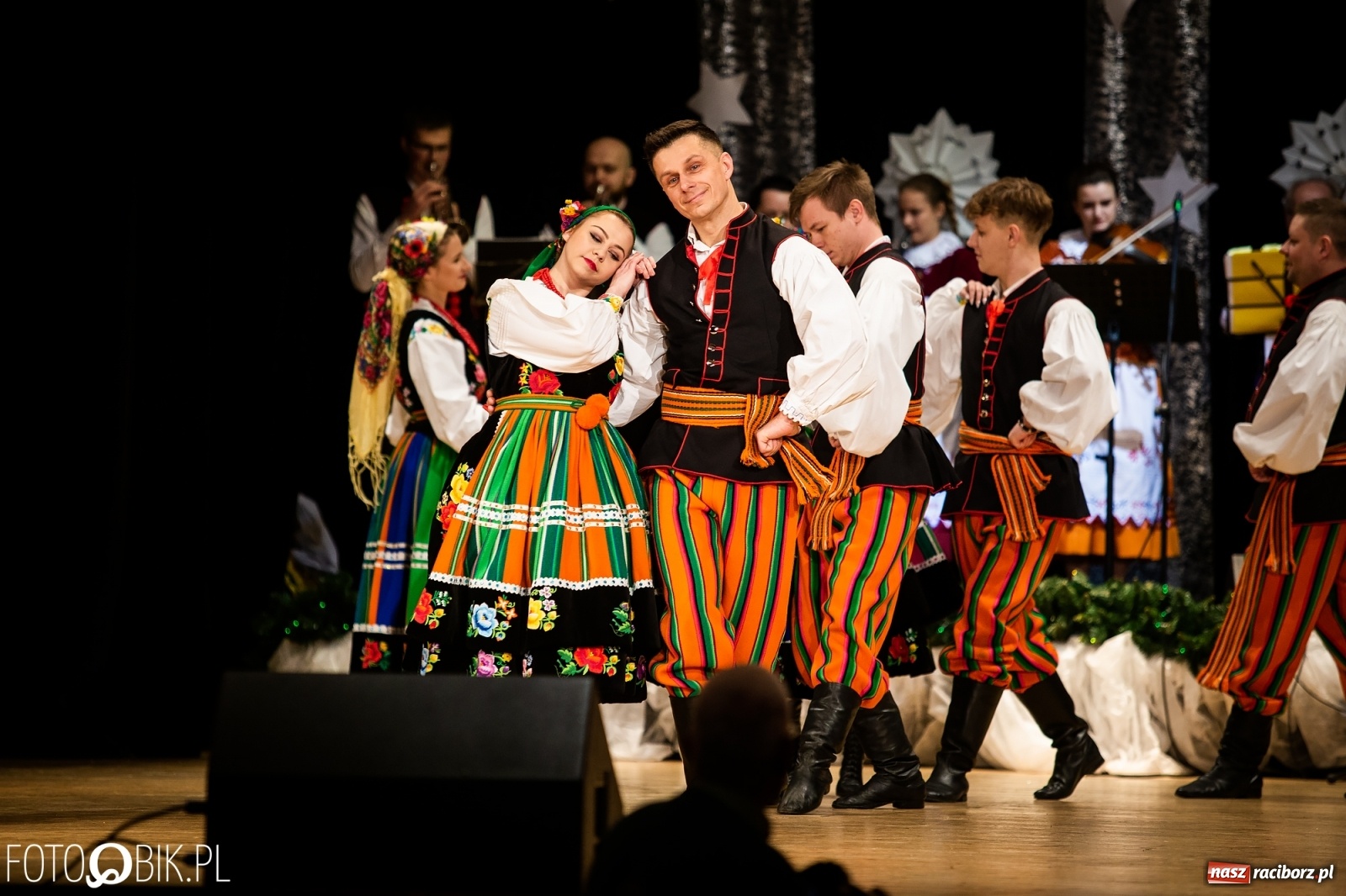 Zdjęcie w galerii na portalu naszraciborz.pl: Koncert charytatywny Źródła na rzecz Kasi wiadomości z regionu