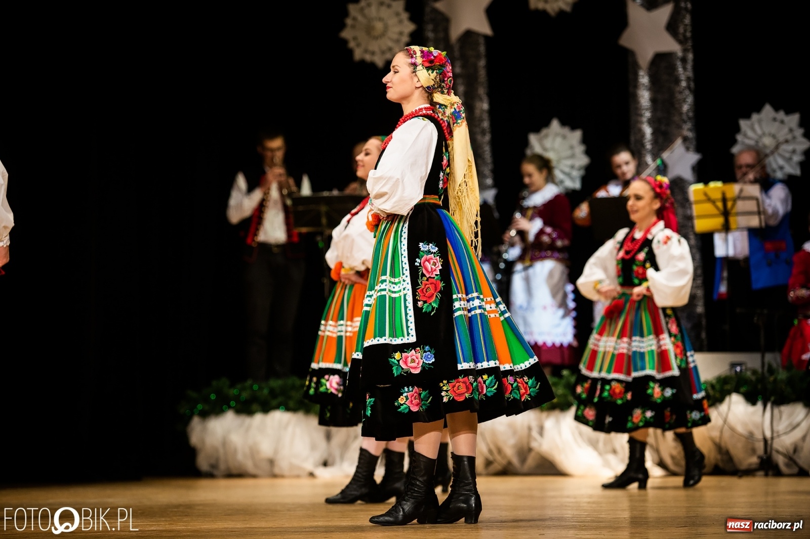 Zdjęcie w galerii na portalu naszraciborz.pl: Koncert charytatywny Źródła na rzecz Kasi wiadomości z regionu
