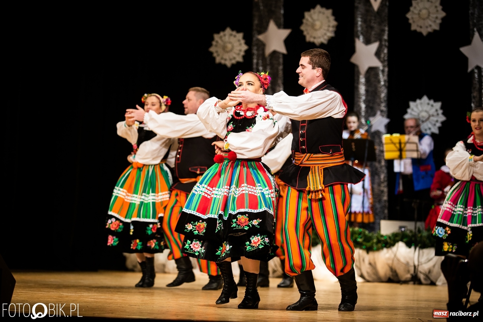 Zdjęcie w galerii na portalu naszraciborz.pl: Koncert charytatywny Źródła na rzecz Kasi wiadomości z regionu