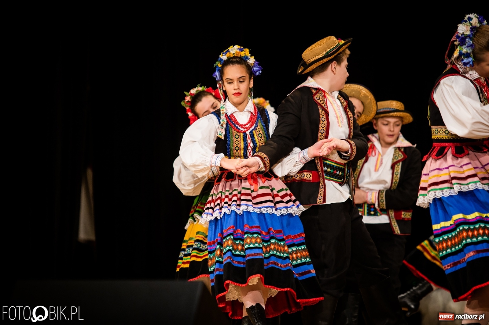 Zdjęcie w galerii na portalu naszraciborz.pl: Koncert charytatywny Źródła na rzecz Kasi wiadomości z regionu