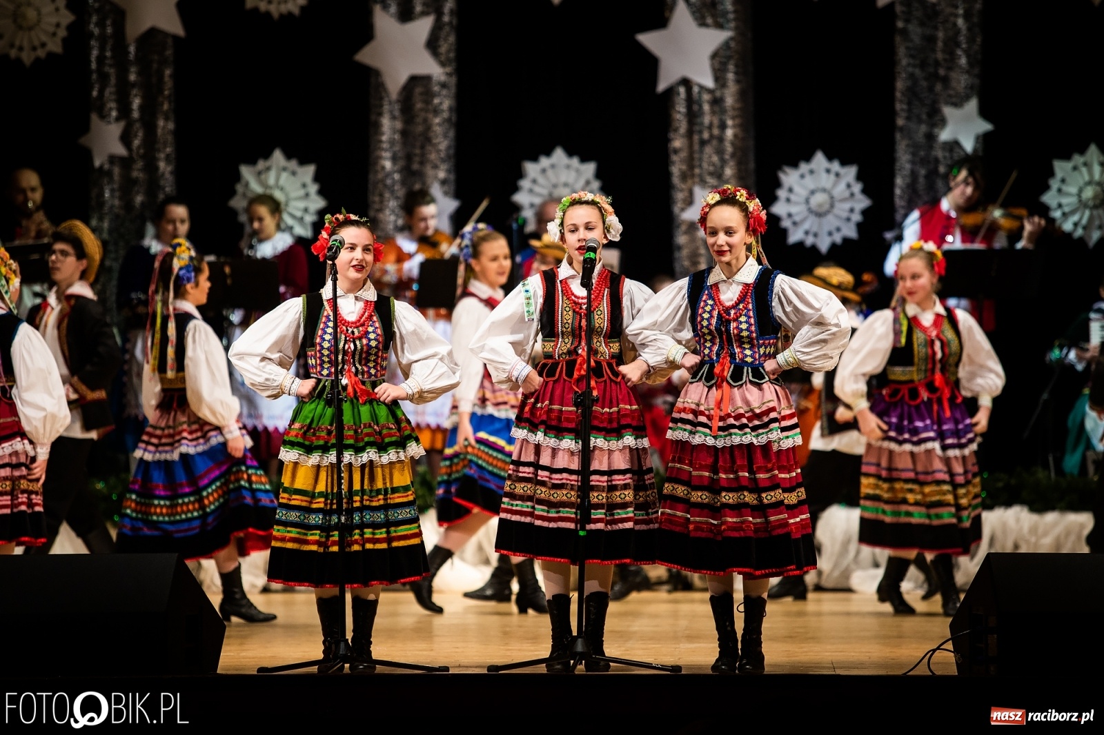 Zdjęcie w galerii na portalu naszraciborz.pl: Koncert charytatywny Źródła na rzecz Kasi wiadomości z regionu