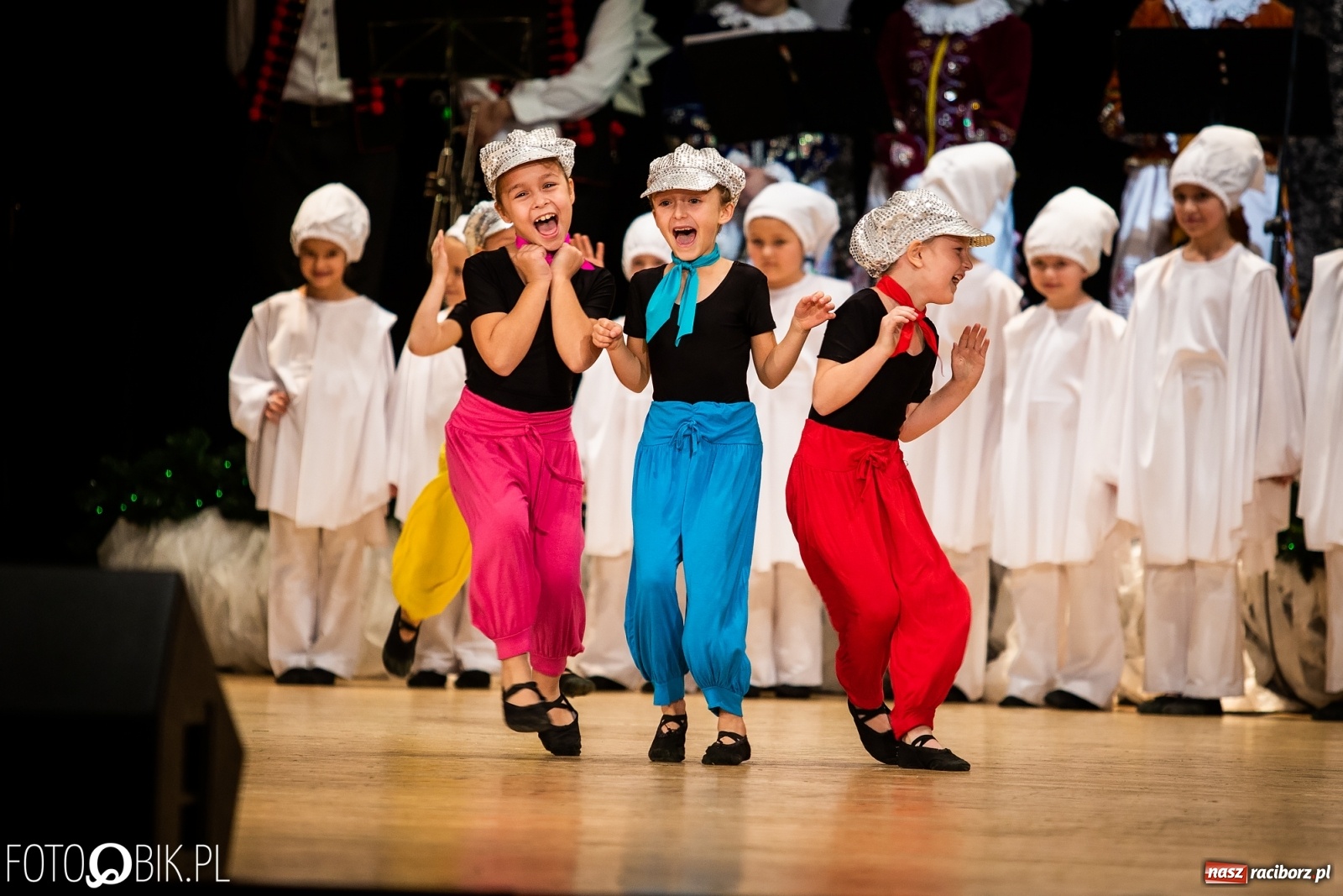 Zdjęcie w galerii na portalu naszraciborz.pl: Koncert charytatywny Źródła na rzecz Kasi wiadomości z regionu