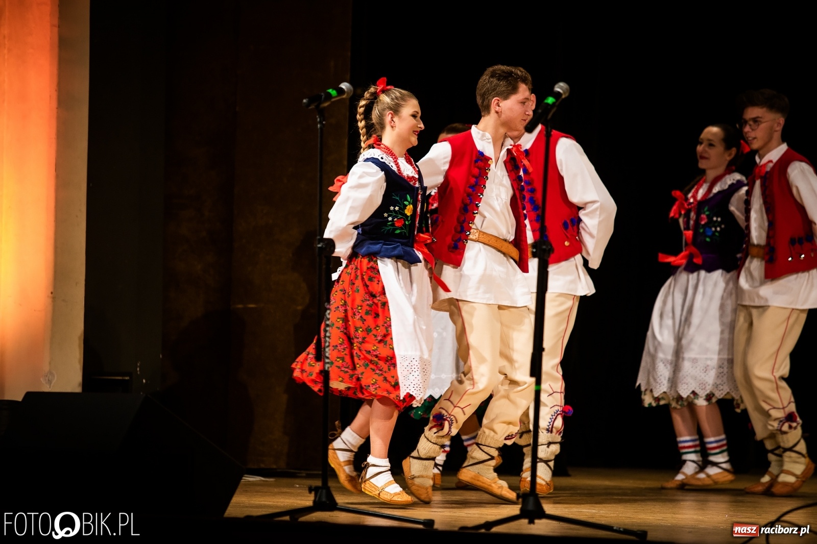 Zdjęcie w galerii na portalu naszraciborz.pl: Koncert charytatywny Źródła na rzecz Kasi wiadomości z regionu