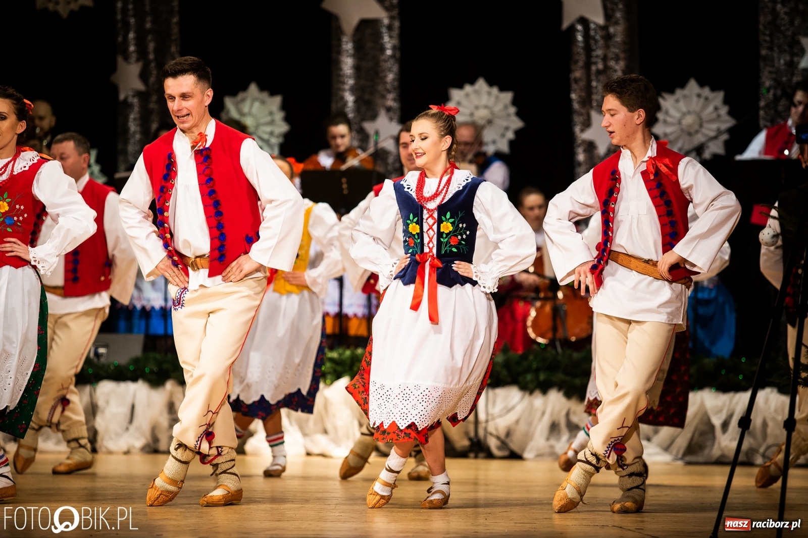 Zdjęcie w galerii na portalu naszraciborz.pl: Koncert charytatywny Źródła na rzecz Kasi wiadomości z regionu