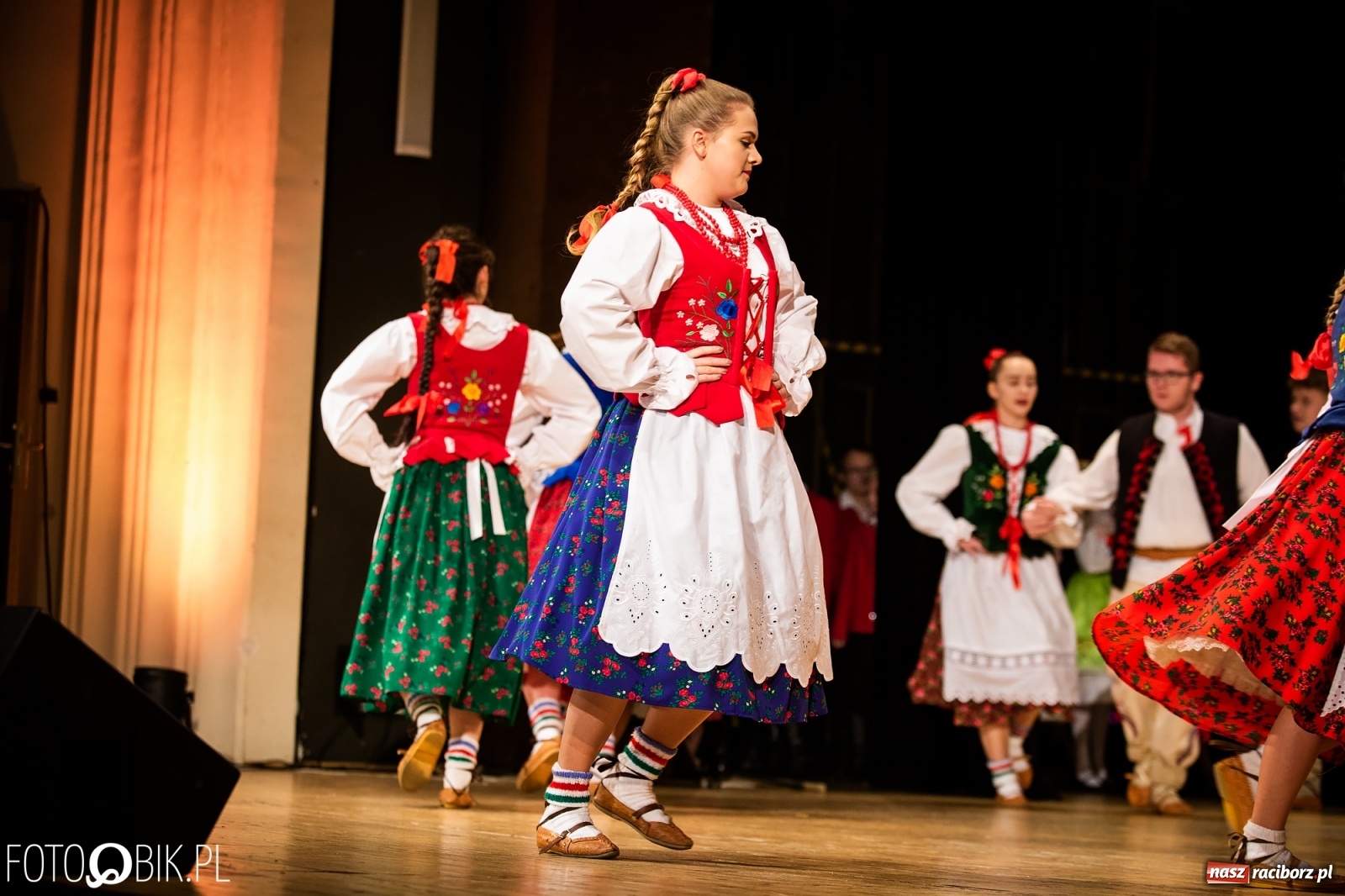 Zdjęcie w galerii na portalu naszraciborz.pl: Koncert charytatywny Źródła na rzecz Kasi wiadomości z regionu