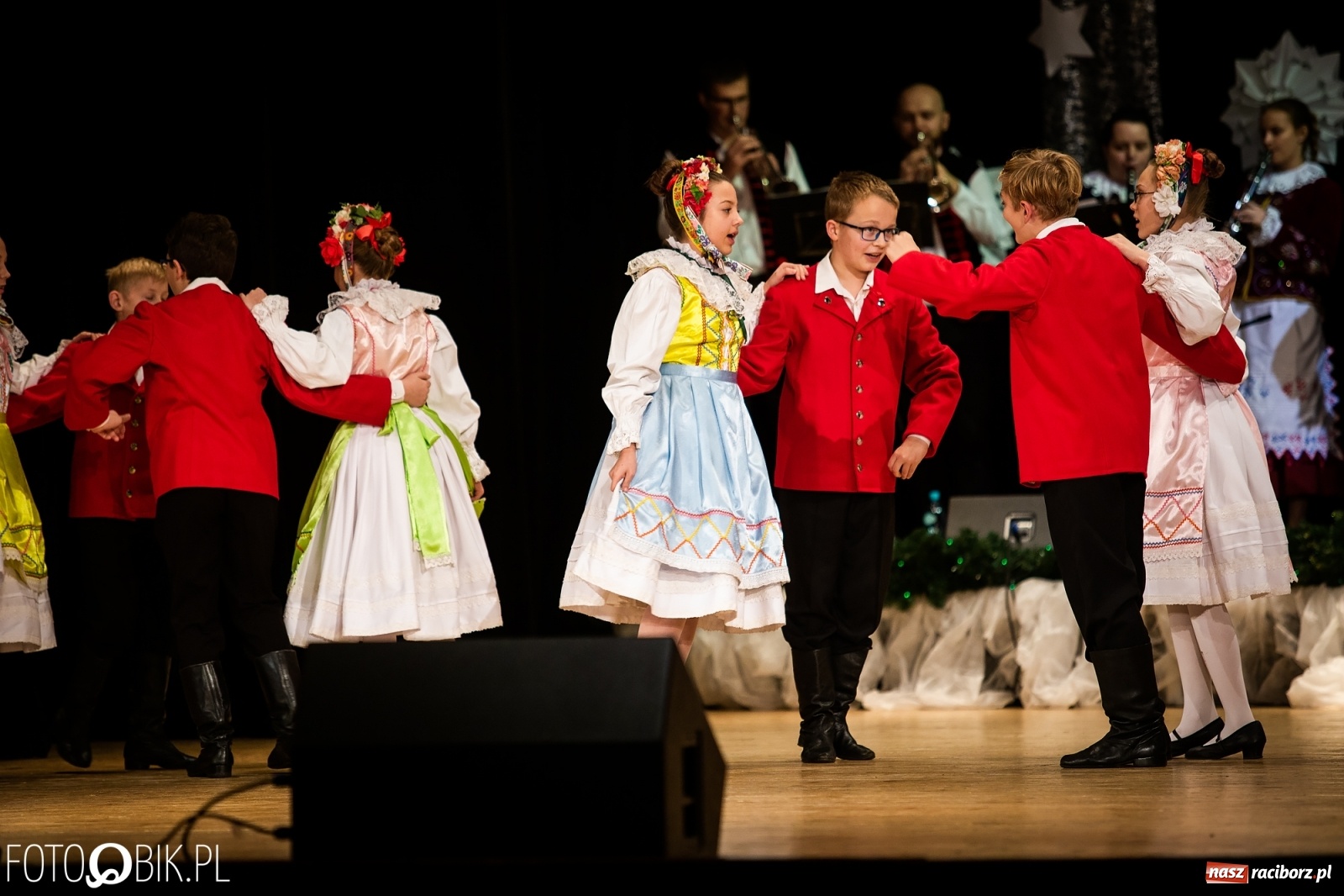 Zdjęcie w galerii na portalu naszraciborz.pl: Koncert charytatywny Źródła na rzecz Kasi wiadomości z regionu