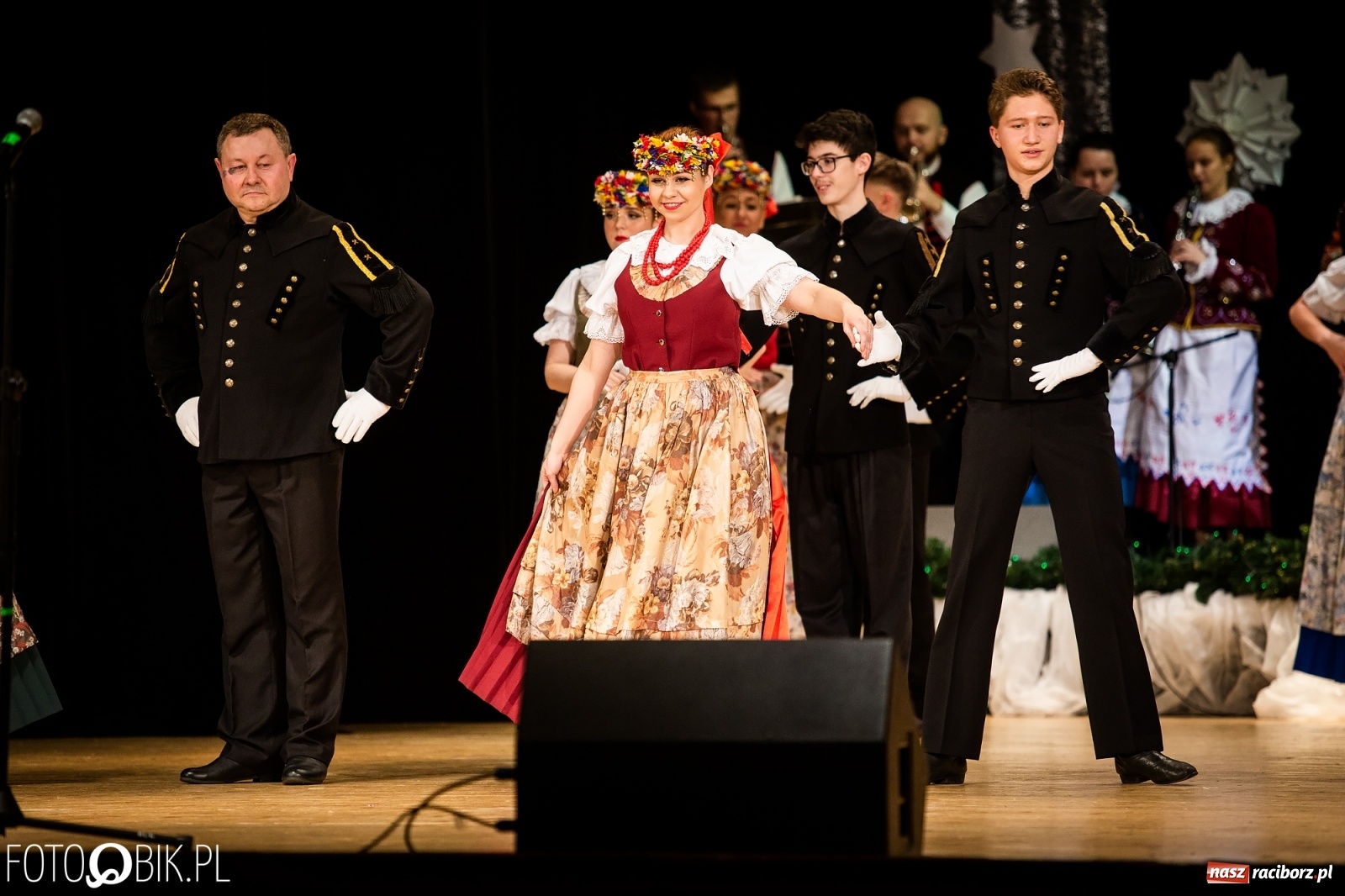 Zdjęcie w galerii na portalu naszraciborz.pl: Koncert charytatywny Źródła na rzecz Kasi wiadomości z regionu