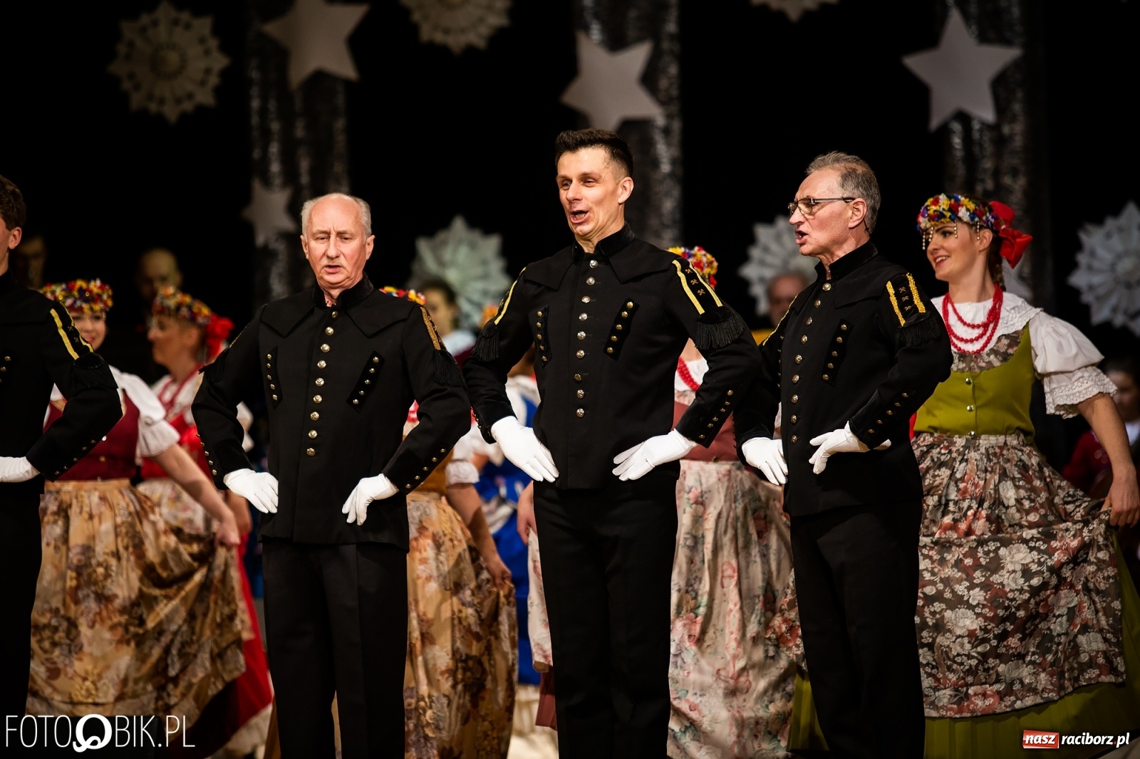 Zdjęcie w galerii na portalu naszraciborz.pl: Koncert charytatywny Źródła na rzecz Kasi wiadomości z regionu