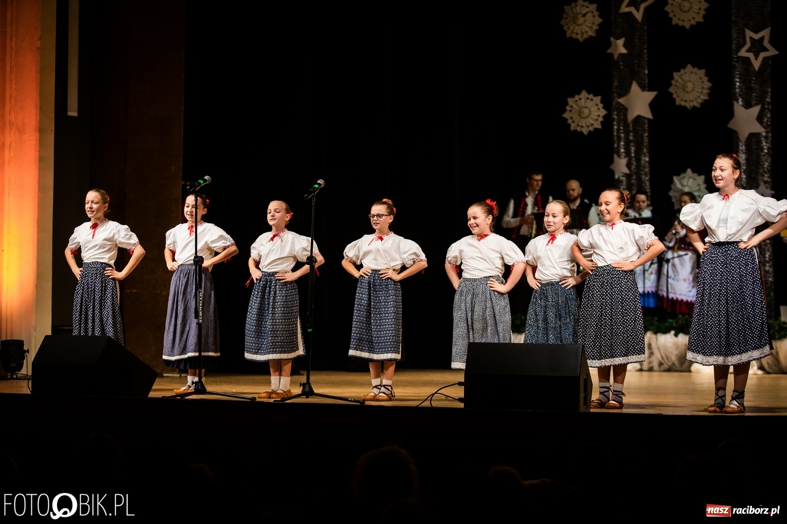 Zdjęcie w galerii na portalu naszraciborz.pl: Koncert charytatywny Źródła na rzecz Kasi wiadomości z regionu