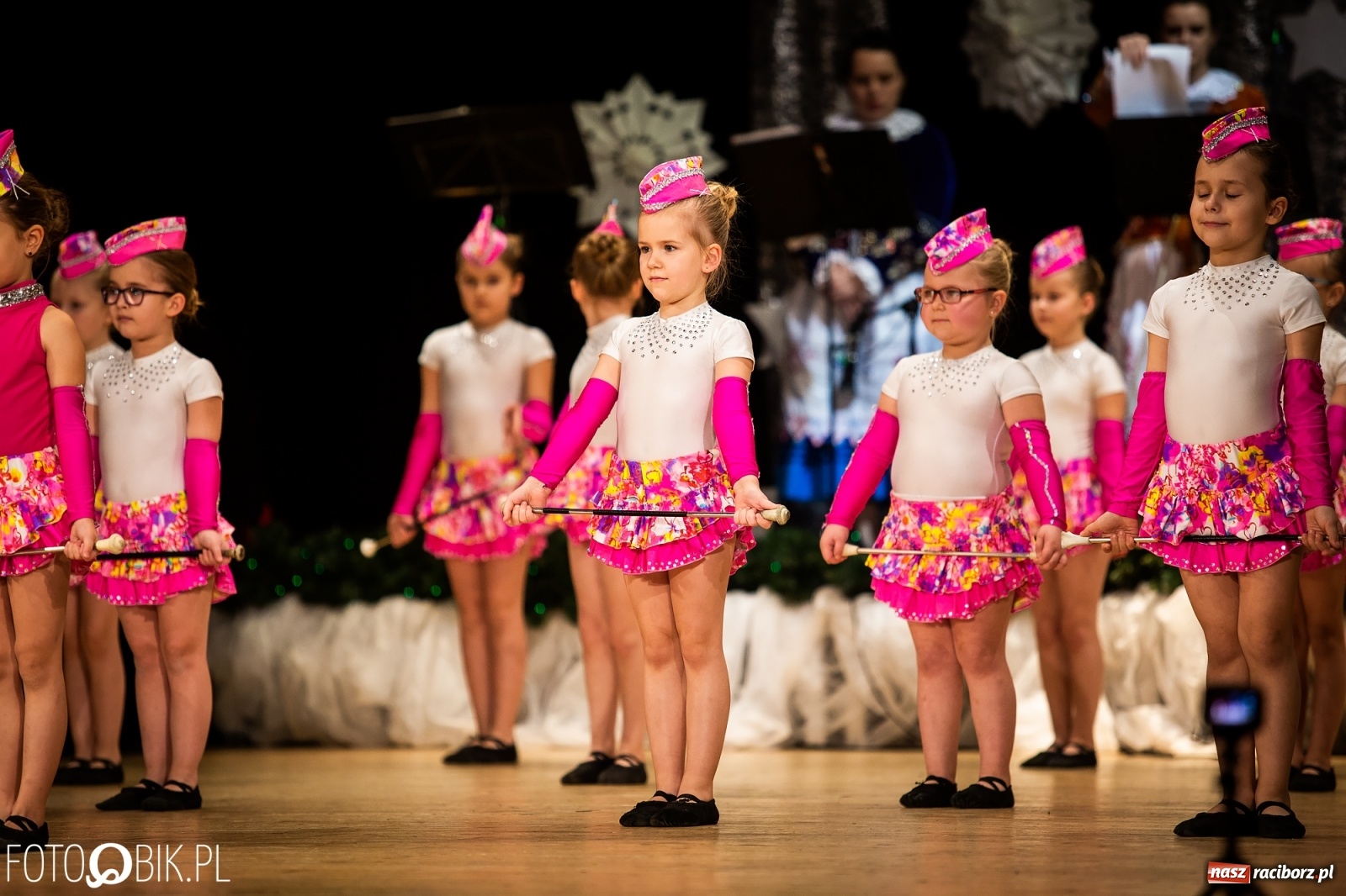 Zdjęcie w galerii na portalu naszraciborz.pl: Koncert charytatywny Źródła na rzecz Kasi wiadomości z regionu