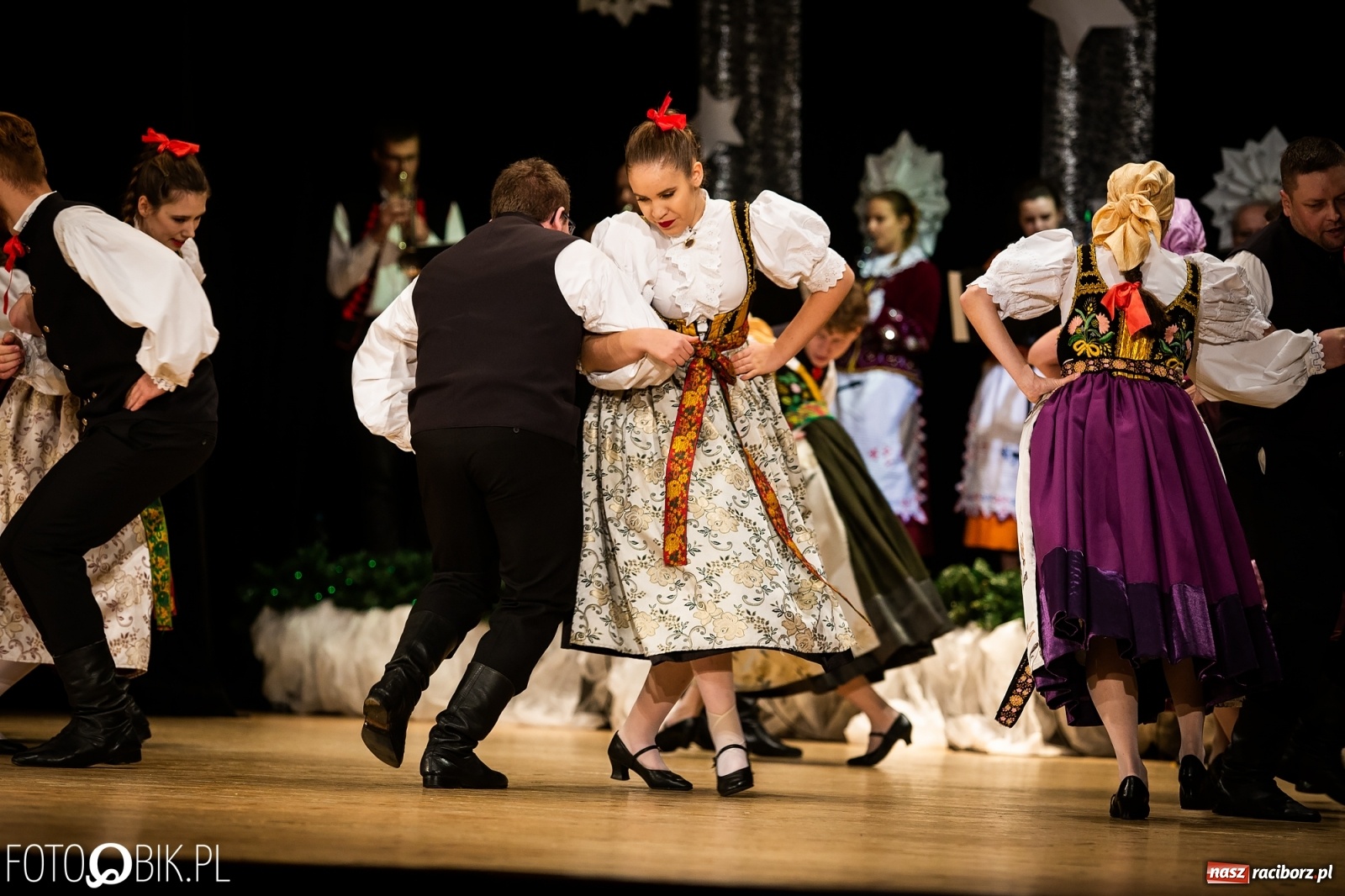 Zdjęcie w galerii na portalu naszraciborz.pl: Koncert charytatywny Źródła na rzecz Kasi wiadomości z regionu