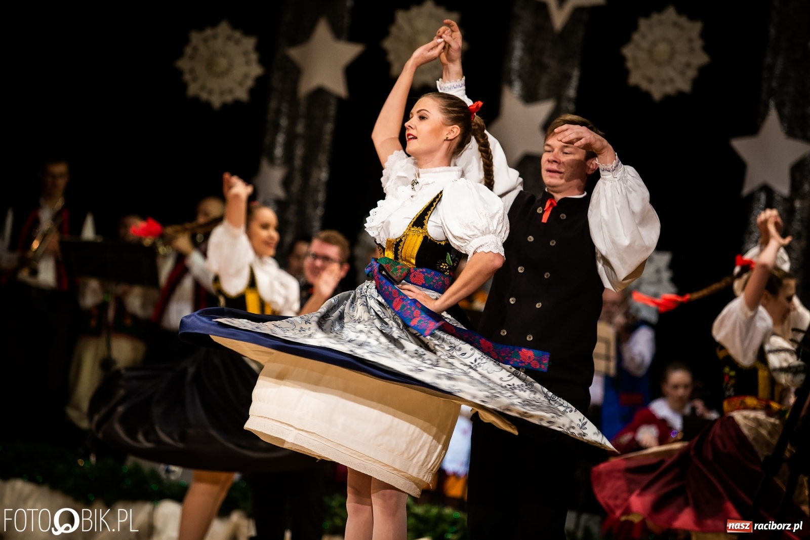 Zdjęcie w galerii na portalu naszraciborz.pl: Koncert charytatywny Źródła na rzecz Kasi wiadomości z regionu