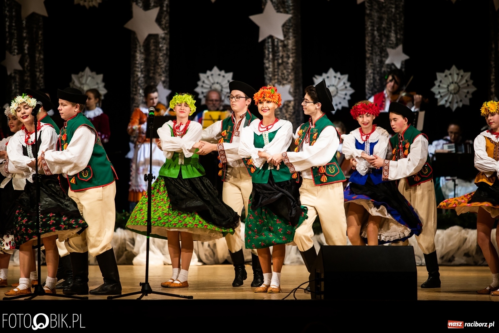 Zdjęcie w galerii na portalu naszraciborz.pl: Koncert charytatywny Źródła na rzecz Kasi wiadomości z regionu