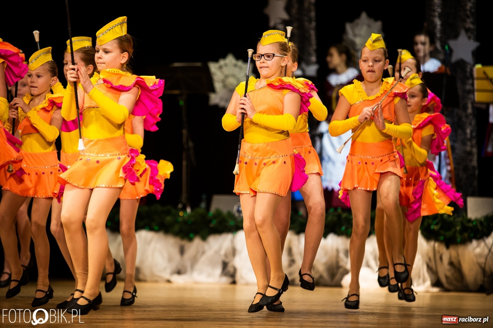 Zdjęcie w galerii na portalu naszraciborz.pl: Koncert charytatywny Źródła na rzecz Kasi wiadomości z regionu