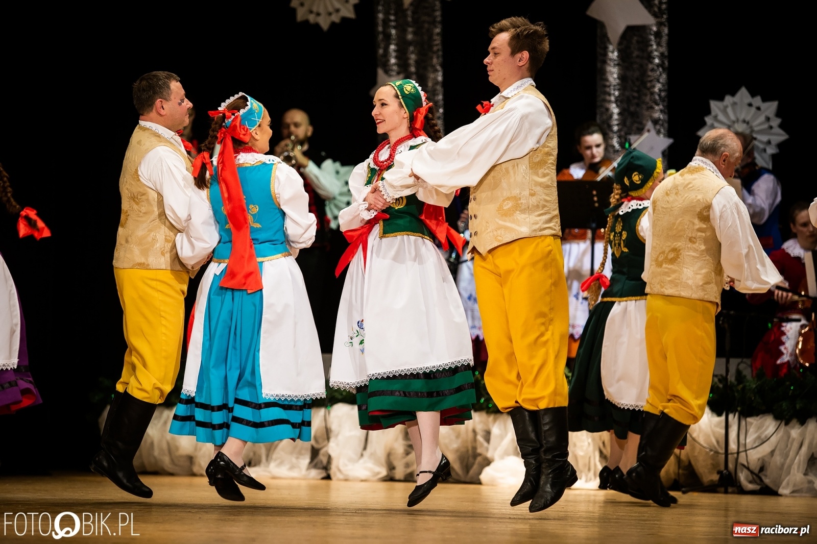 Zdjęcie w galerii na portalu naszraciborz.pl: Koncert charytatywny Źródła na rzecz Kasi wiadomości z regionu