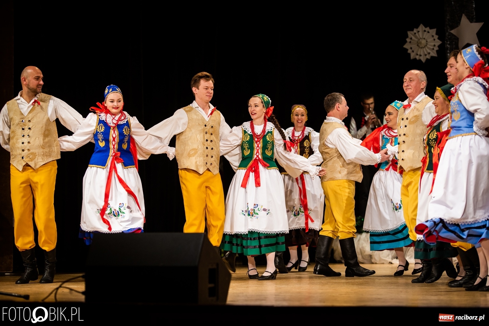 Zdjęcie w galerii na portalu naszraciborz.pl: Koncert charytatywny Źródła na rzecz Kasi wiadomości z regionu