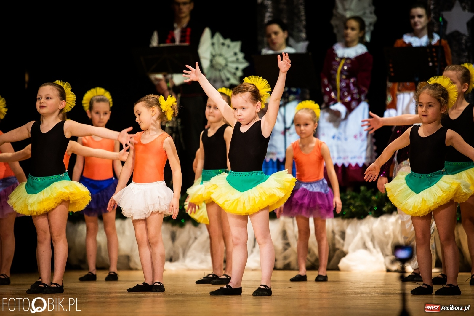 Zdjęcie w galerii na portalu naszraciborz.pl: Koncert charytatywny Źródła na rzecz Kasi wiadomości z regionu