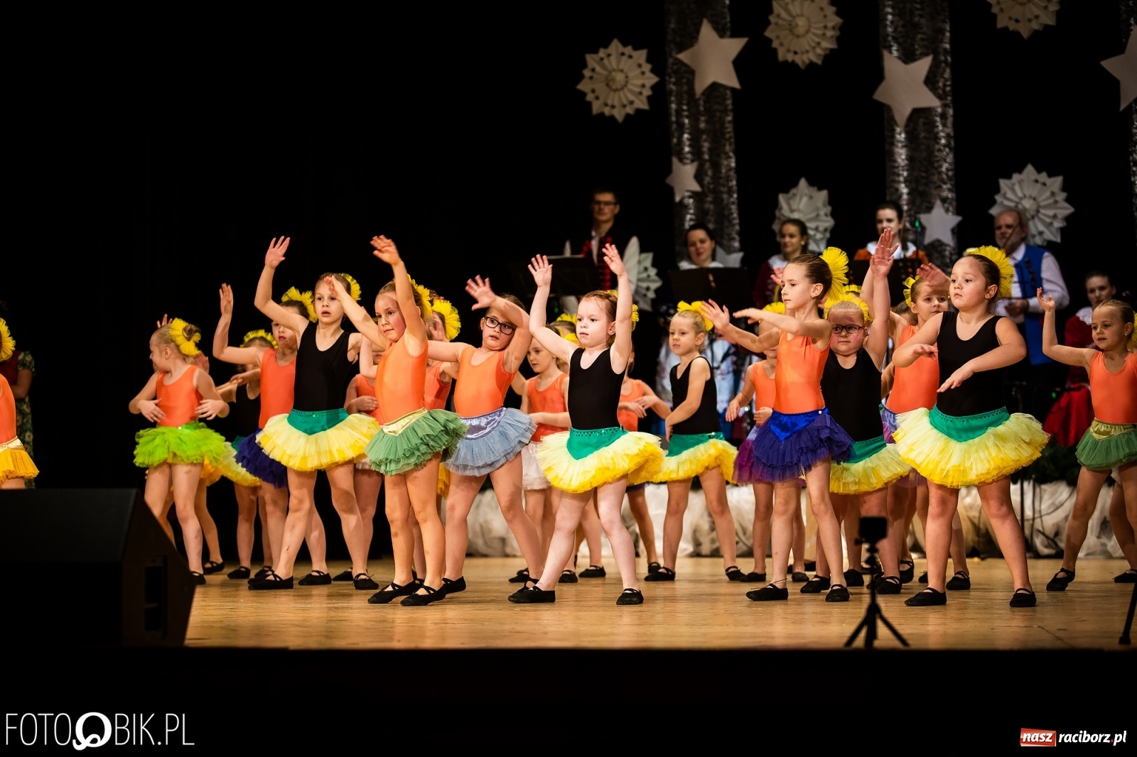 Zdjęcie w galerii na portalu naszraciborz.pl: Koncert charytatywny Źródła na rzecz Kasi wiadomości z regionu