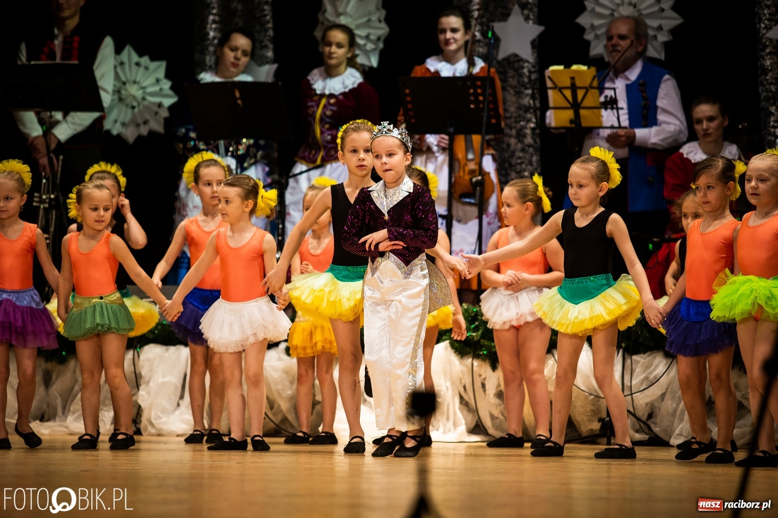 Zdjęcie w galerii na portalu naszraciborz.pl: Koncert charytatywny Źródła na rzecz Kasi wiadomości z regionu