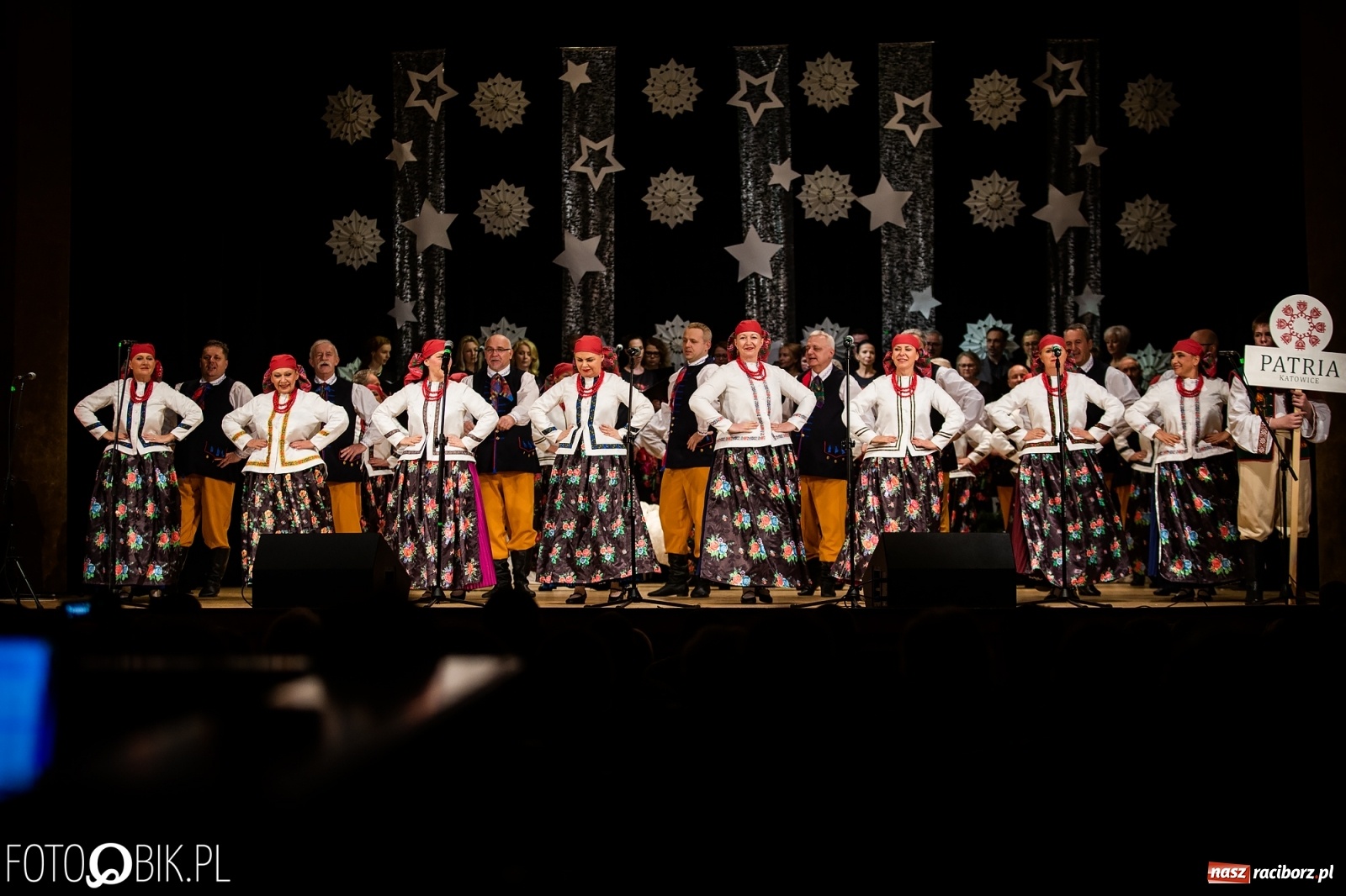 Zdjęcie w galerii na portalu naszraciborz.pl: Koncert charytatywny Źródła na rzecz Kasi wiadomości z regionu