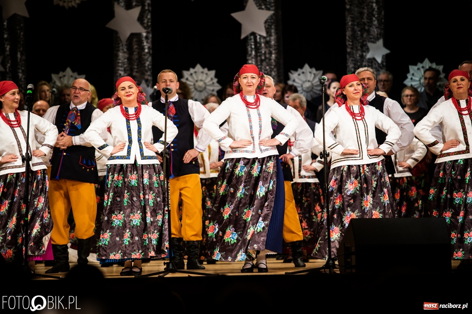 Zdjęcie w galerii na portalu naszraciborz.pl: Koncert charytatywny Źródła na rzecz Kasi wiadomości z regionu