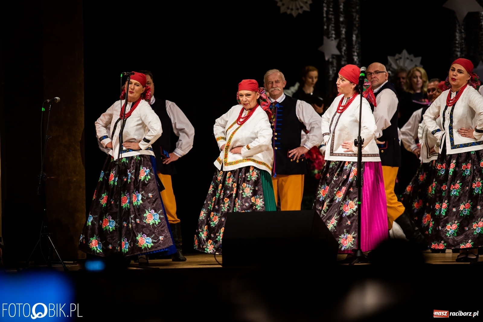 Zdjęcie w galerii na portalu naszraciborz.pl: Koncert charytatywny Źródła na rzecz Kasi wiadomości z regionu