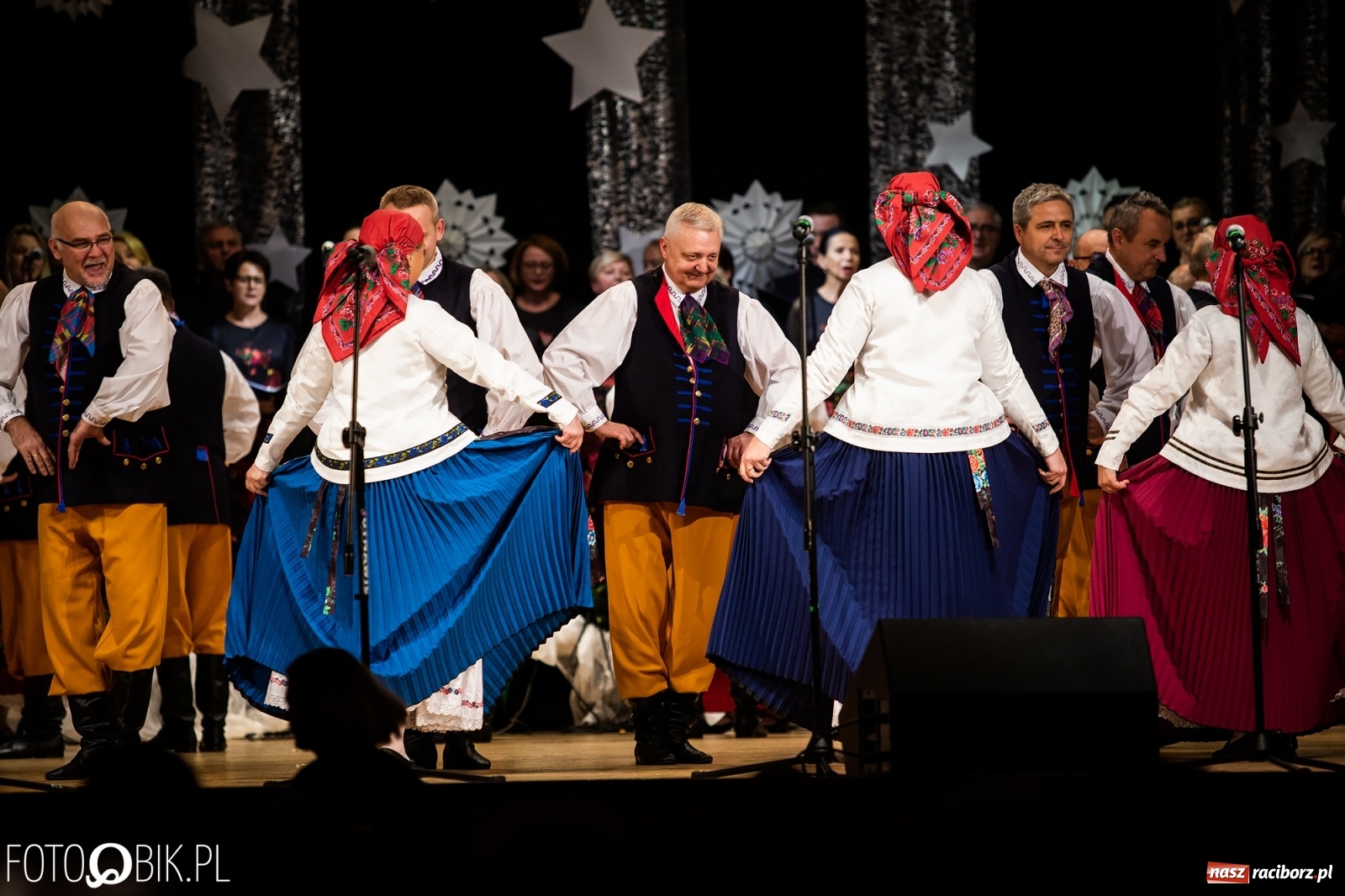 Zdjęcie w galerii na portalu naszraciborz.pl: Koncert charytatywny Źródła na rzecz Kasi wiadomości z regionu