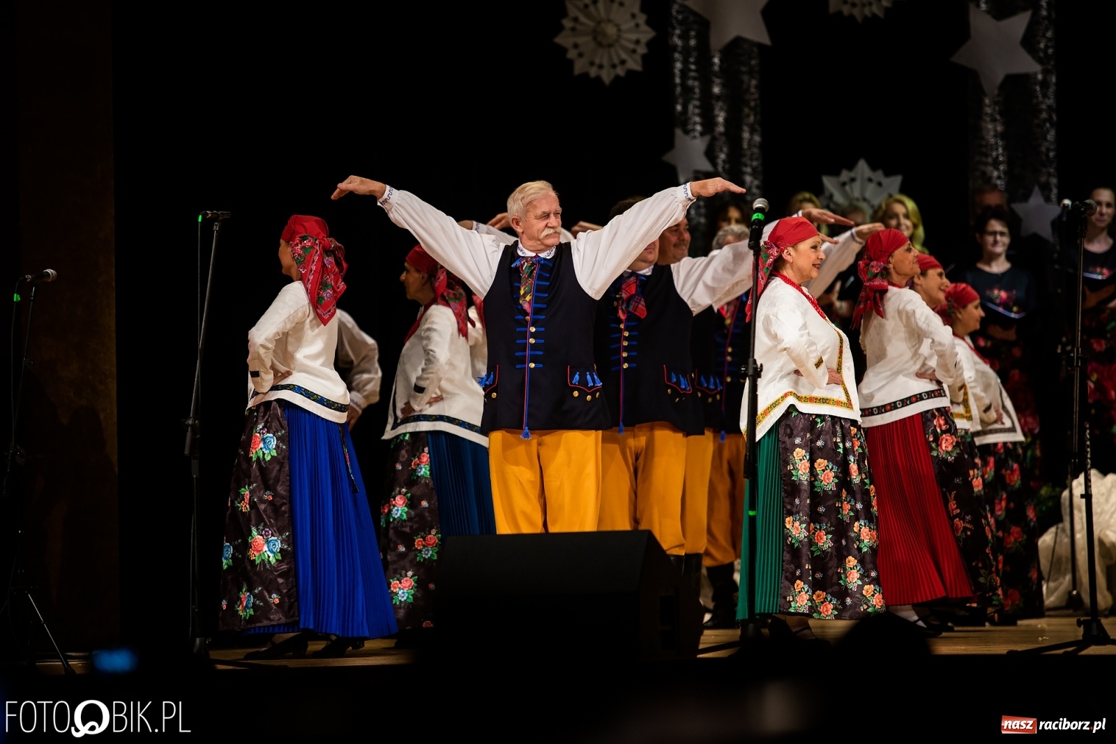 Zdjęcie w galerii na portalu naszraciborz.pl: Koncert charytatywny Źródła na rzecz Kasi wiadomości z regionu