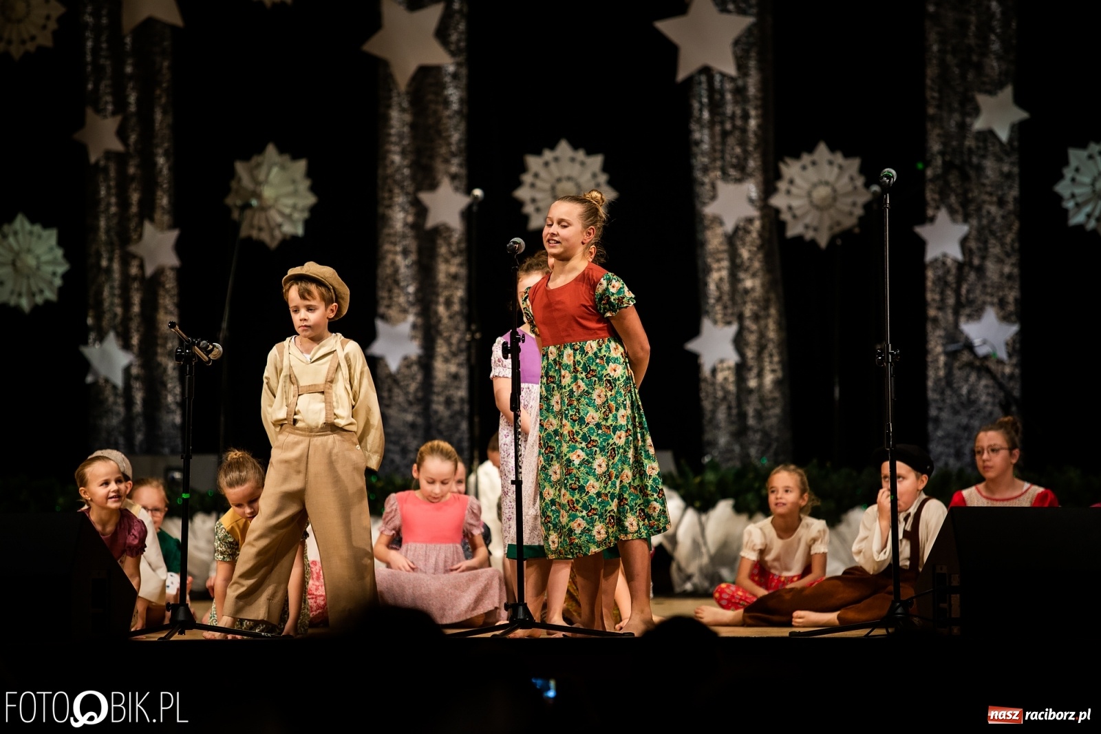 Zdjęcie w galerii na portalu naszraciborz.pl: Koncert charytatywny Źródła na rzecz Kasi wiadomości z regionu