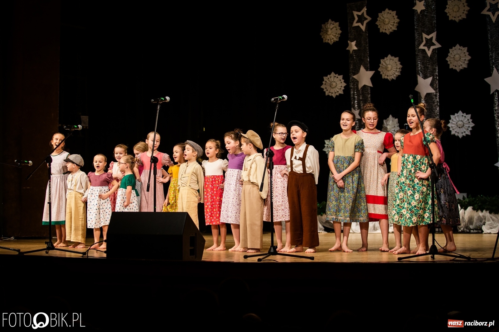 Zdjęcie w galerii na portalu naszraciborz.pl: Koncert charytatywny Źródła na rzecz Kasi wiadomości z regionu