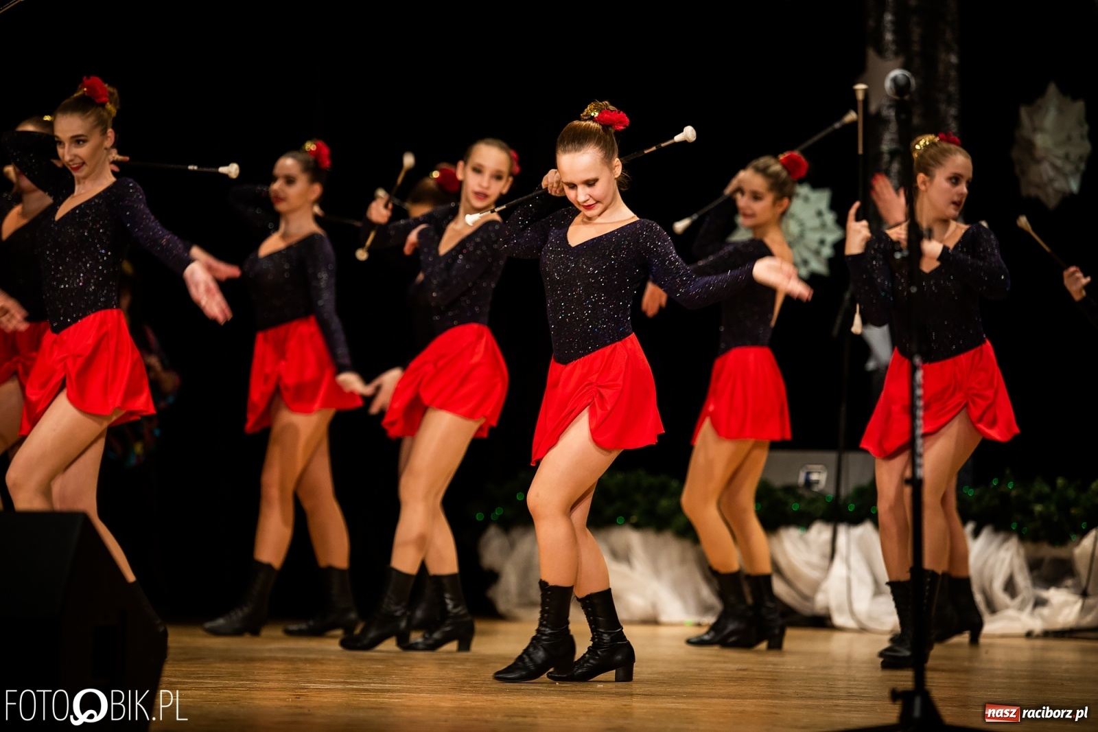 Zdjęcie w galerii na portalu naszraciborz.pl: Koncert charytatywny Źródła na rzecz Kasi wiadomości z regionu