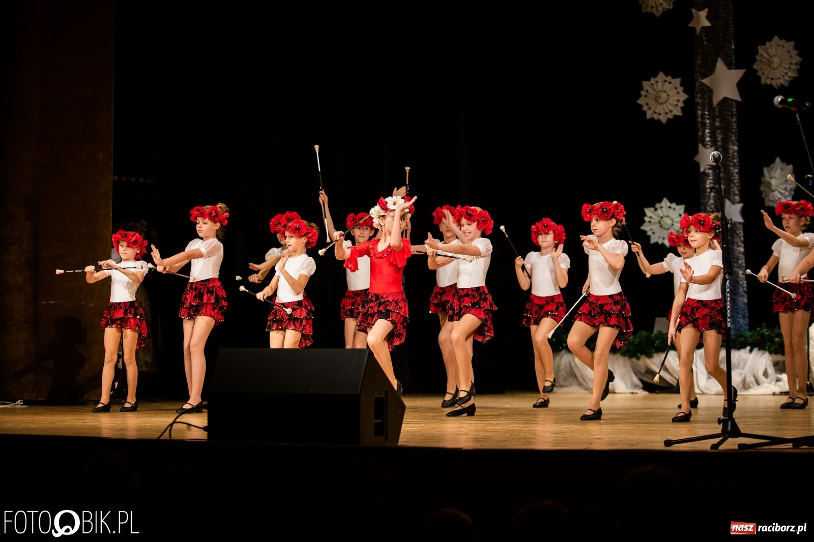 Zdjęcie w galerii na portalu naszraciborz.pl: Koncert charytatywny Źródła na rzecz Kasi wiadomości z regionu