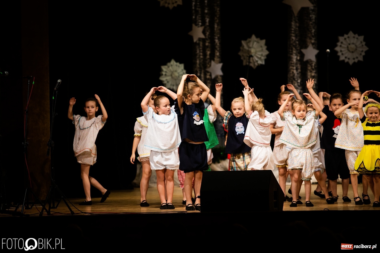 Zdjęcie w galerii na portalu naszraciborz.pl: Koncert charytatywny Źródła na rzecz Kasi wiadomości z regionu