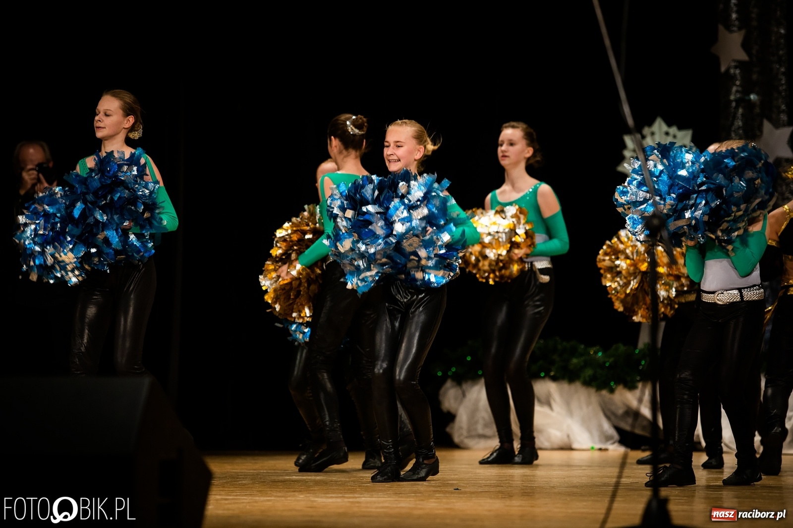 Zdjęcie w galerii na portalu naszraciborz.pl: Koncert charytatywny Źródła na rzecz Kasi wiadomości z regionu