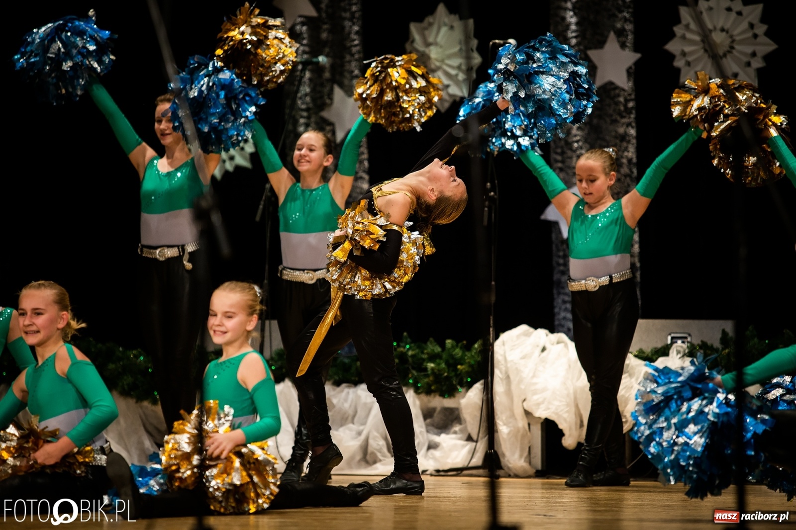 Zdjęcie w galerii na portalu naszraciborz.pl: Koncert charytatywny Źródła na rzecz Kasi wiadomości z regionu