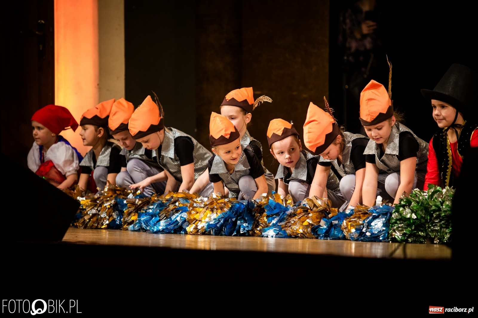 Zdjęcie w galerii na portalu naszraciborz.pl: Koncert charytatywny Źródła na rzecz Kasi wiadomości z regionu