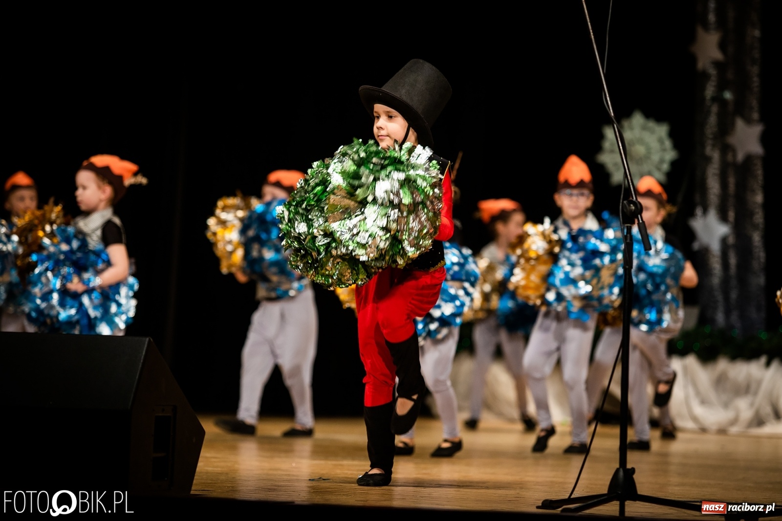 Zdjęcie w galerii na portalu naszraciborz.pl: Koncert charytatywny Źródła na rzecz Kasi wiadomości z regionu