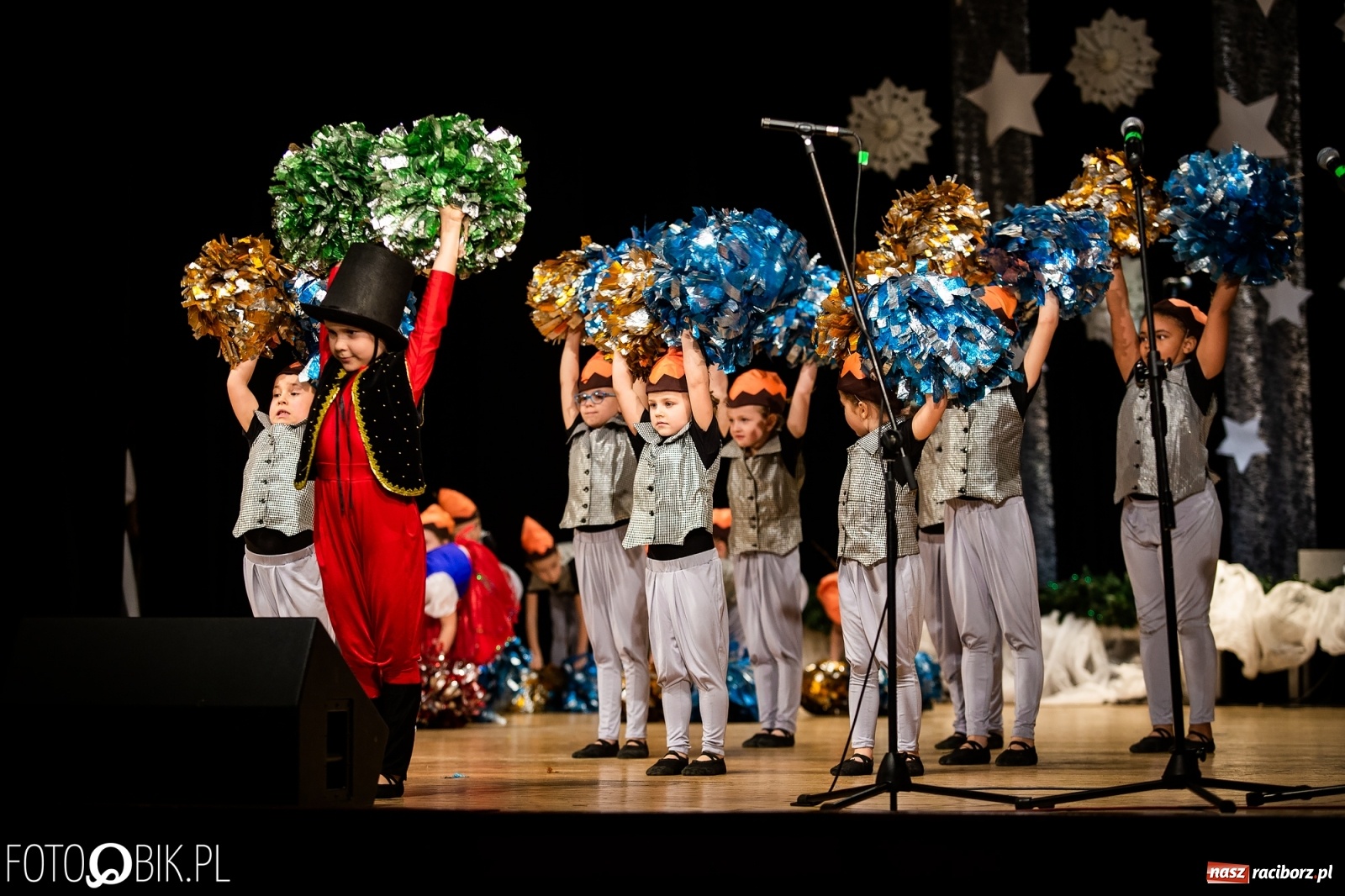 Zdjęcie w galerii na portalu naszraciborz.pl: Koncert charytatywny Źródła na rzecz Kasi wiadomości z regionu