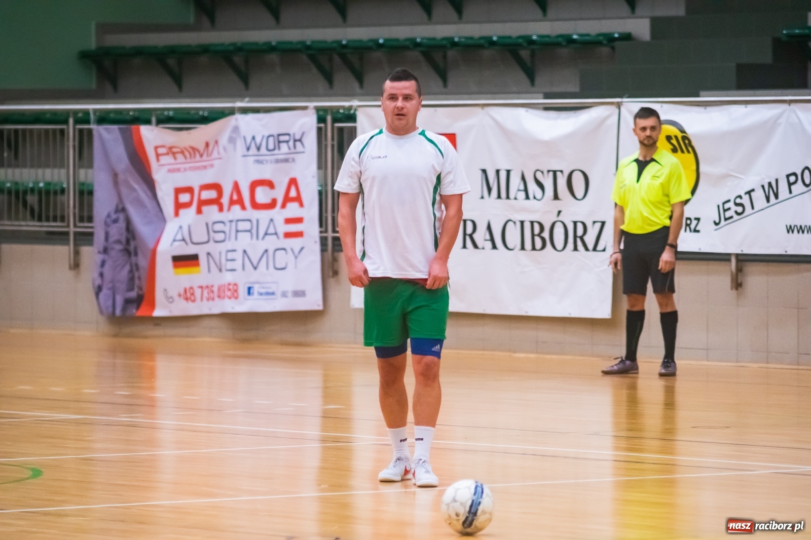 Zdjęcie w galerii na portalu naszraciborz.pl: Salon Fryzjerski bezlitosny dla Bruks Team [FOTO i WIDEO] wiadomości z regionu