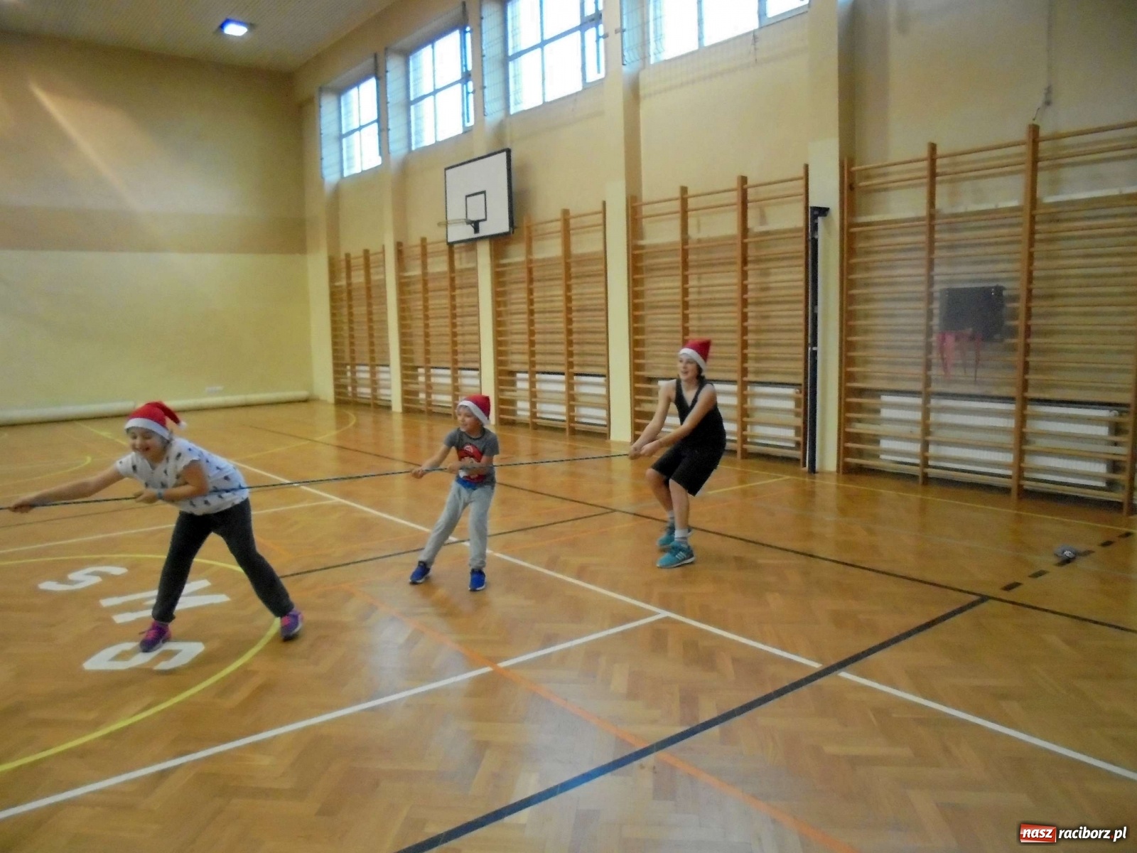 Zdjęcie w galerii na portalu naszraciborz.pl: Mikołajkowy turniej TKKF Rafako  wiadomości z regionu