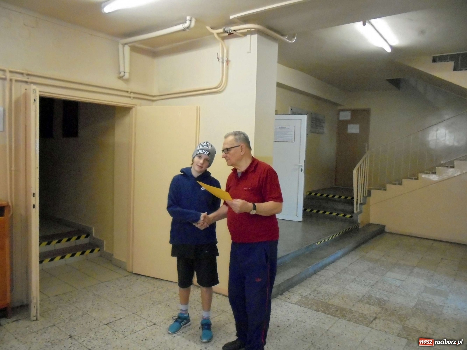 Zdjęcie w galerii na portalu naszraciborz.pl: Mikołajkowy turniej TKKF Rafako  wiadomości z regionu