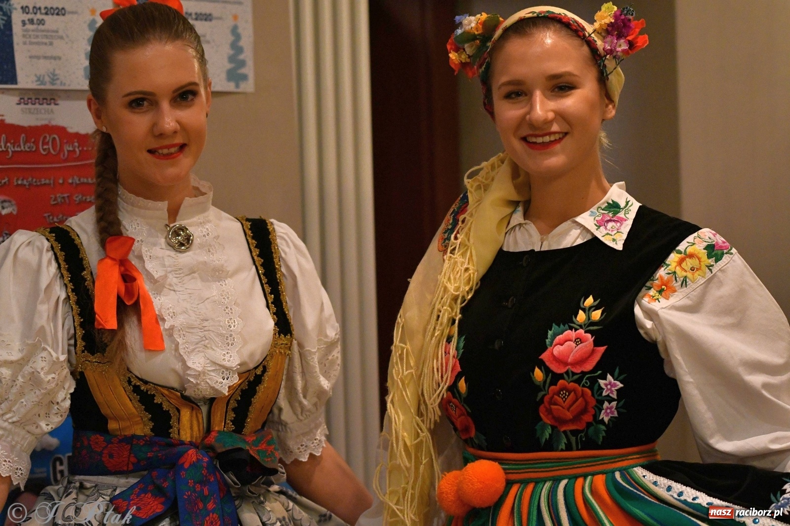 Zdjęcie w galerii na portalu naszraciborz.pl: Kolorowy koncert raciborskiego Źródła [FOTO] wiadomości z regionu