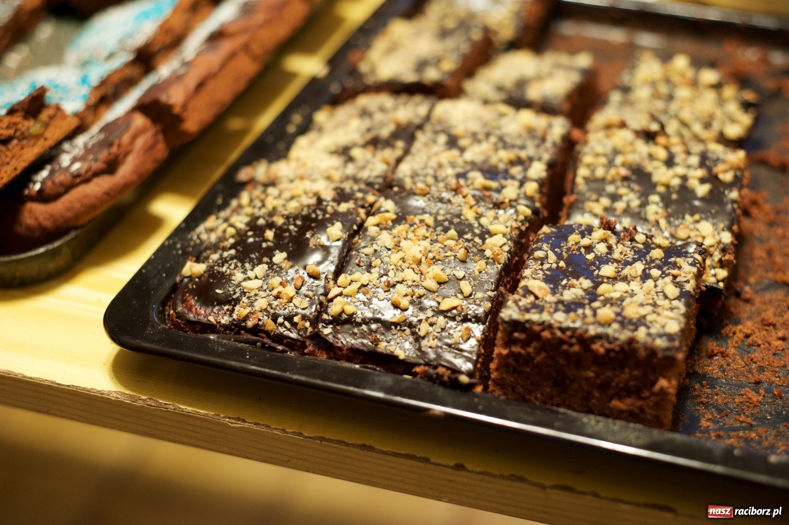 Zdjęcie w galerii na portalu naszraciborz.pl: Rodzinnie i świątecznie na kiermaszu w Tworkowie  wiadomości z regionu