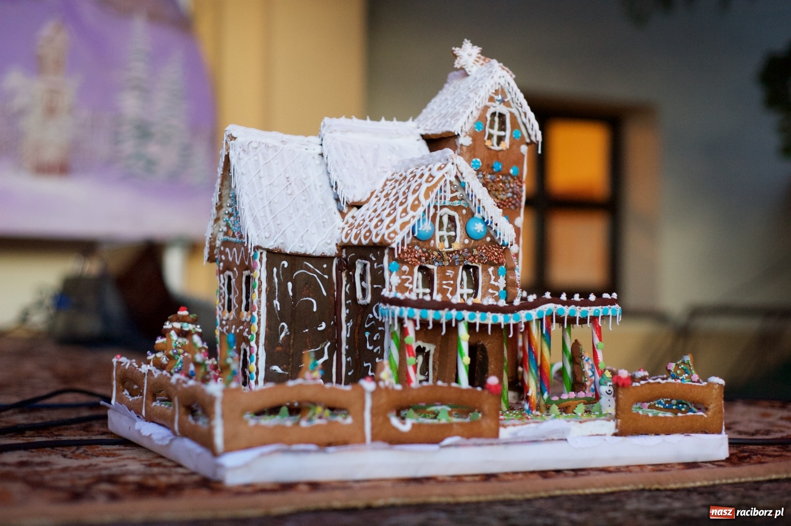 Zdjęcie w galerii na portalu naszraciborz.pl: Rodzinnie i świątecznie na kiermaszu w Tworkowie  wiadomości z regionu