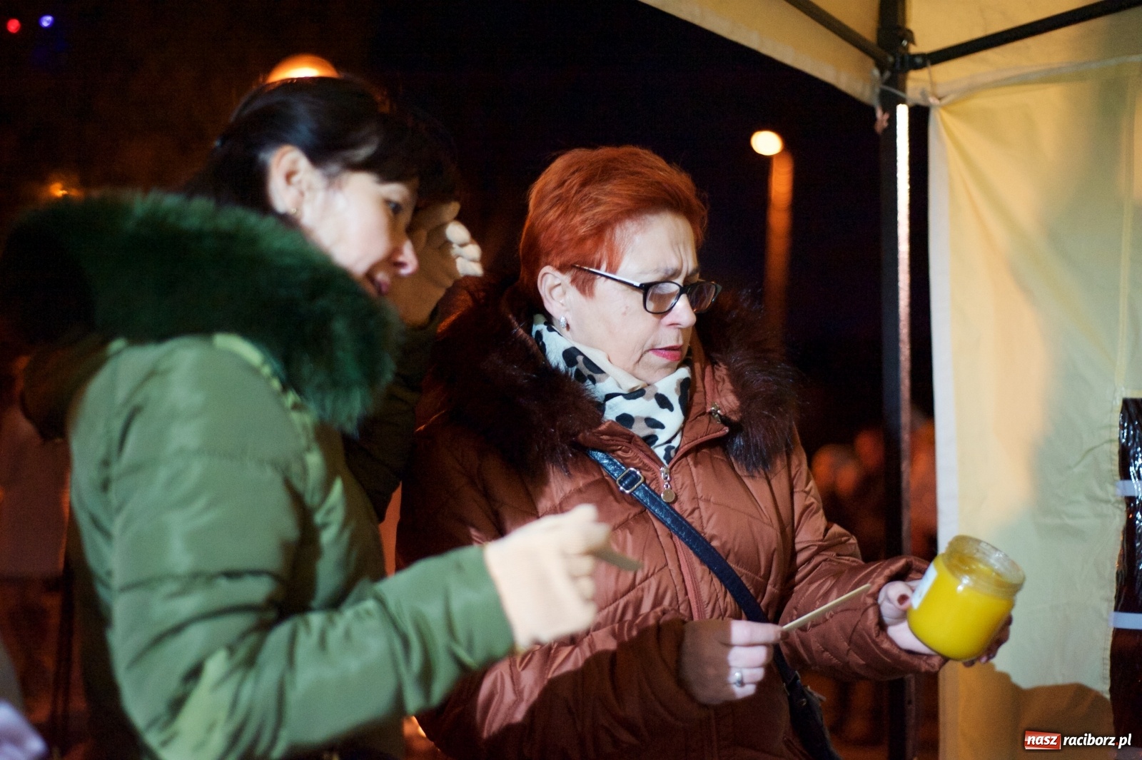 Zdjęcie w galerii na portalu naszraciborz.pl: Rodzinnie i świątecznie na kiermaszu w Tworkowie  wiadomości z regionu