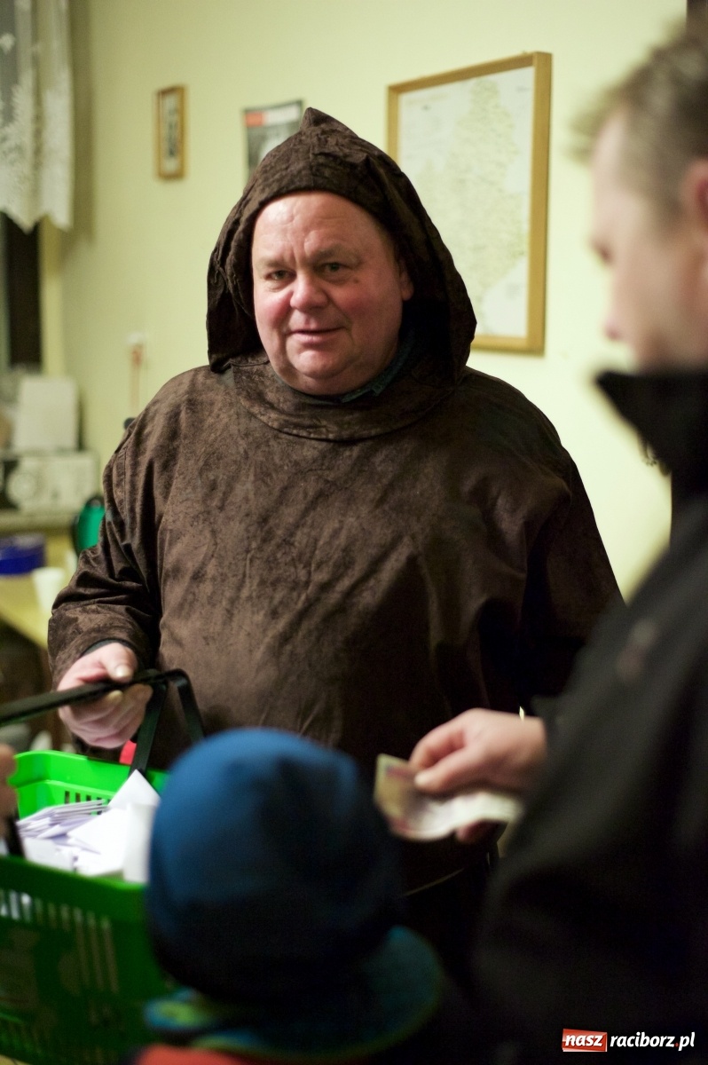 Zdjęcie w galerii na portalu naszraciborz.pl: Rodzinnie i świątecznie na kiermaszu w Tworkowie  wiadomości z regionu